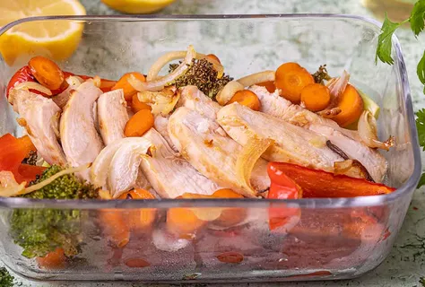 Soy-glazed chicken and veg bake