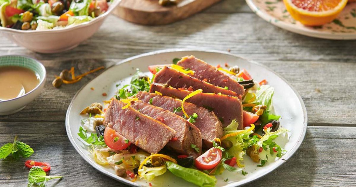 BBQ Grilled Tuna Steak & Salad | Kikkoman