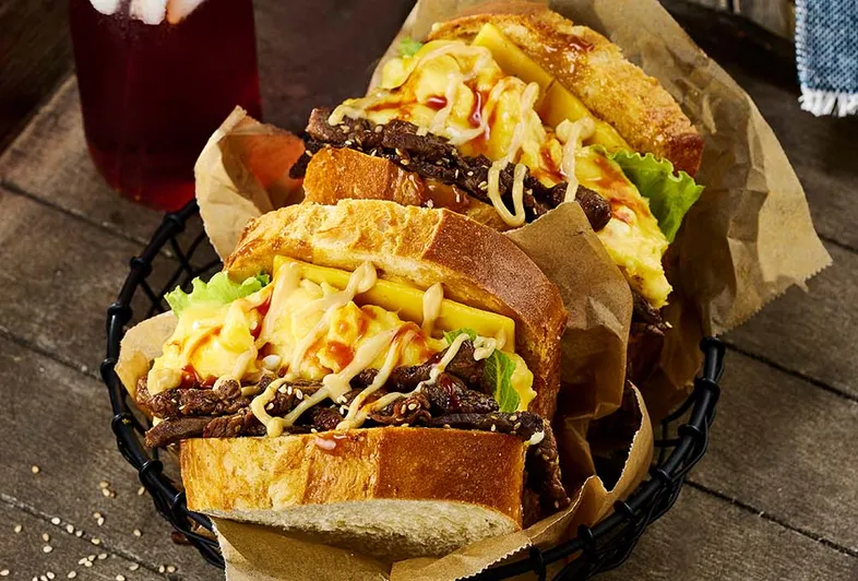 Korean egg drop sandwich – bulgogi style