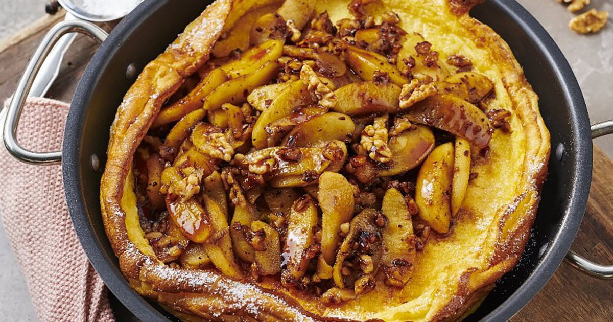 Easy Dutch Baby pancake with apple and walnut | Kikkoman