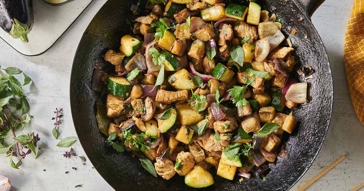 Thai-style green curry chicken stir-fry | Kikkoman UK Recipe