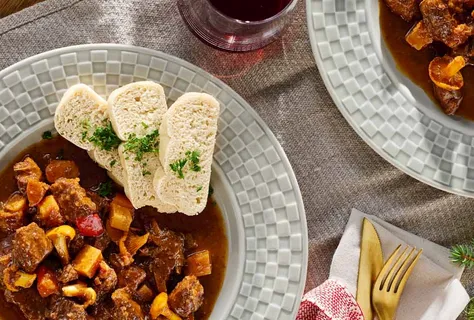 Bohemian venison goulash with mushrooms