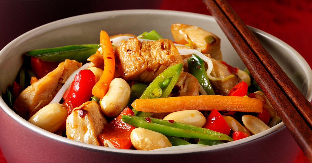 Spicy Chinese chicken stir-fry recipe | Kikkoman UK Recipe