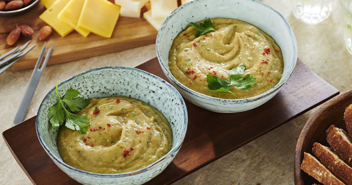 Aubergine-soy sauce dip with garlic | Kikkoman