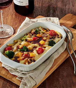 Vegetable macaroni cheese