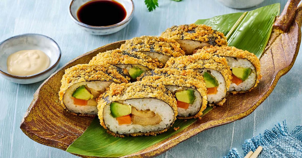 Vegan tempura sushi
