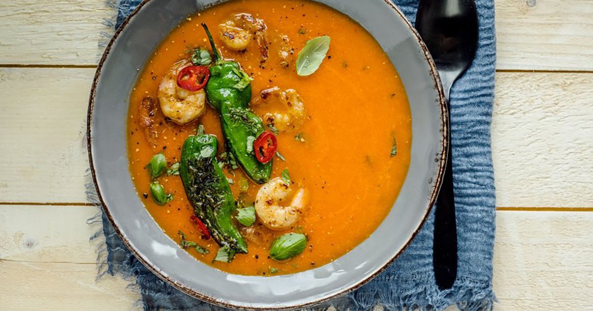 Creamy pepper and tomato soup with teriyaki prawns | Kikkoman