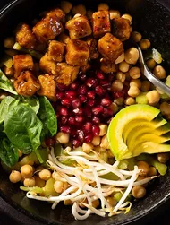 Teriyaki bowl with chickpeas