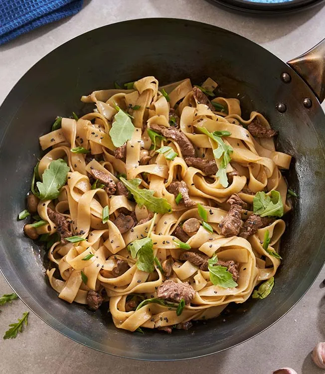 Beef stir-fry with tagliatelle & rocket