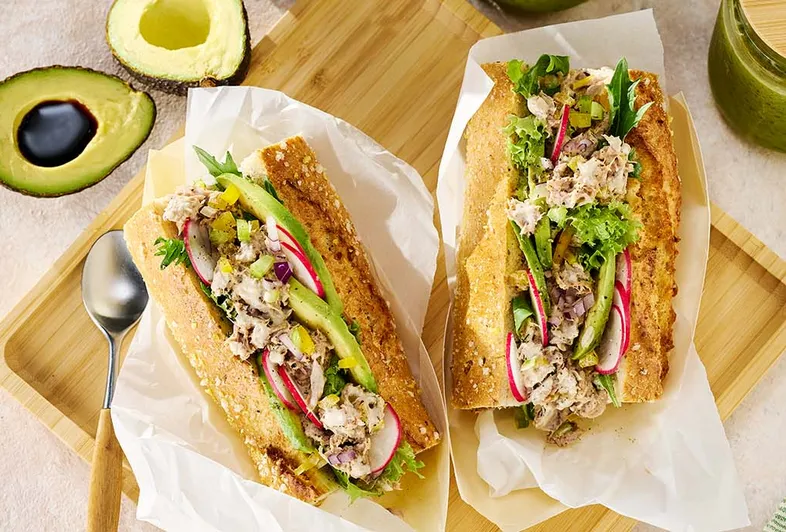 Super healthy tuna salad sandwich