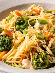 Quick Chicken Stir Fry Noodles with Soy Honey & Ginger Sauce