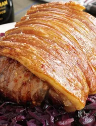 Roast pork with spicy red cabbage